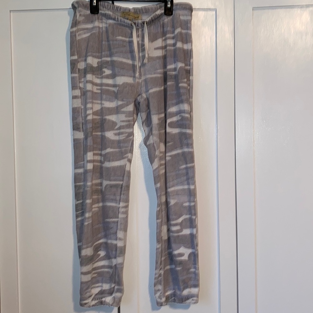 Vintage Havana gray camo joggers